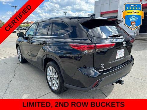 Certified 2021 Toyota Highlander Limited FWD image 7