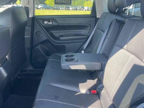 Used 2017 Subaru Forester 2.5i Touring w/ Popular Package #2 AWD/4WD image 34