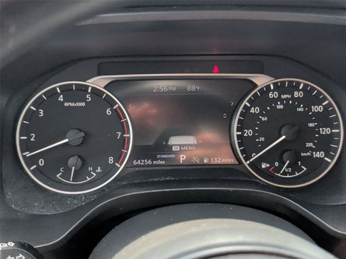 Used 2024 Nissan Rogue SV FWD image 20