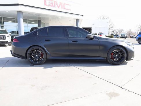 Used 2025 BMW M5 w/ Carbon Package image 7