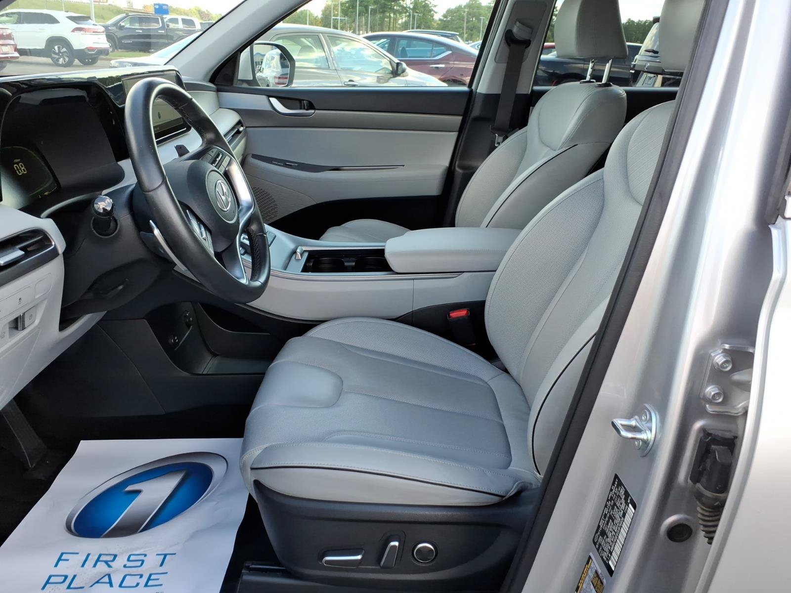 Used 2025 Hyundai Palisade SEL FWD image 10