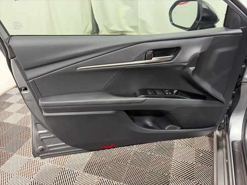 Used 2026 Toyota Camry SE FWD image 19