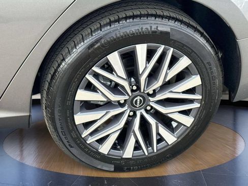 Used 2023 Nissan Altima 2.5 SV AWD/4WD image 30