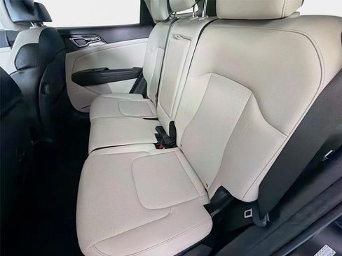 Certified 2023 Kia Sportage EX FWD image 22