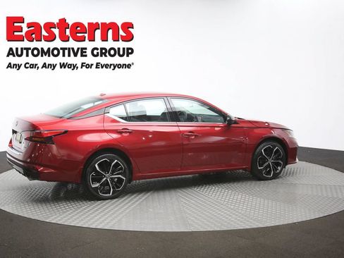 Used 2023 Nissan Altima 2.5 SR AWD/4WD image 41