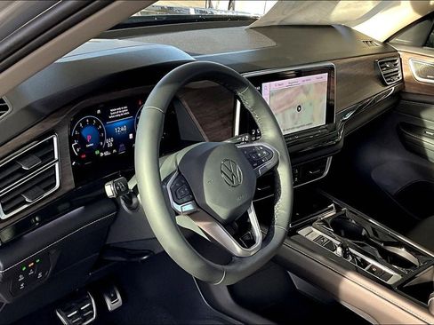 New 2026 Volkswagen Atlas SEL Premium R-Line image 14