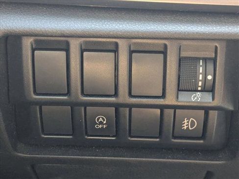 Used 2019 Subaru Forester Premium image 17