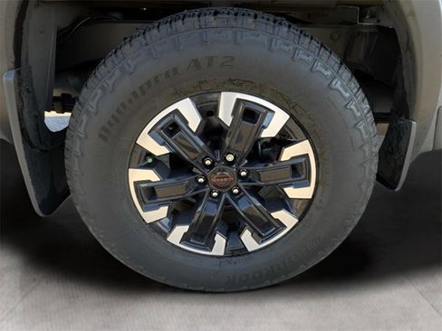 Certified 2024 Nissan Frontier PRO-4X w/ Off-Road Protection Package image 20