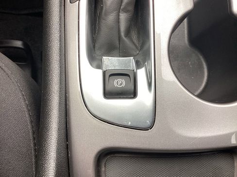 Used 2023 Chevrolet Malibu LS FWD image 50