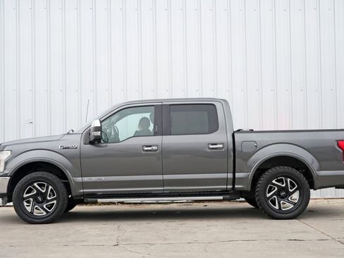 Used 2019 Ford F150 Lariat image 8