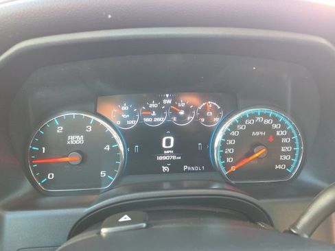 Used 2018 GMC Sierra 2500 Denali w/ Duramax Plus Package AWD/4WD image 27