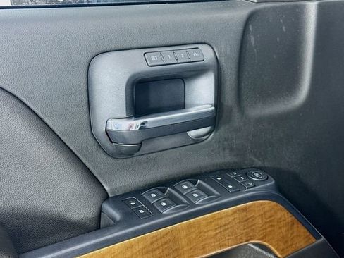 Used 2018 Chevrolet Silverado 3500 LTZ w/ Duramax Plus Package image 21