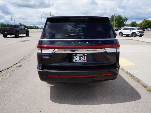 Used 2023 Lincoln Navigator L Reserve AWD/4WD image 4