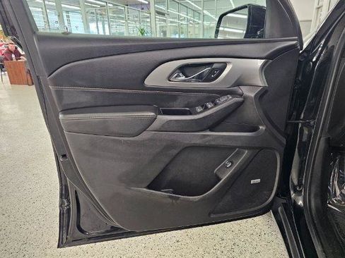 Used 2019 Chevrolet Traverse RS image 24