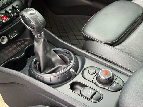 Used 2017 MINI Cooper Clubman S image 21