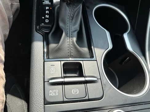 Used 2022 Kia K5 LX FWD image 32