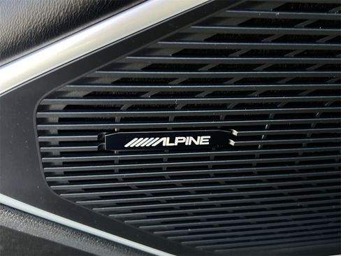 Used 2023 Jeep Wagoneer Series II image 10