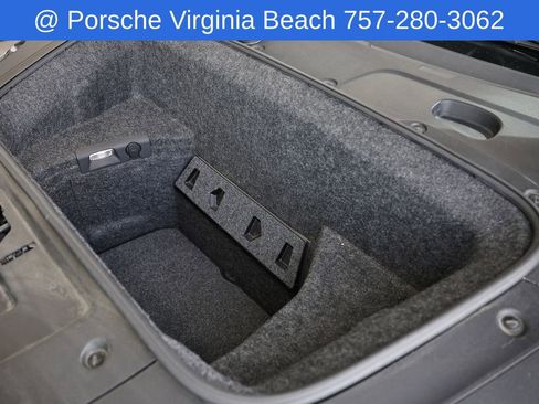 Used 2011 Audi R8 V10 AWD/4WD image 31