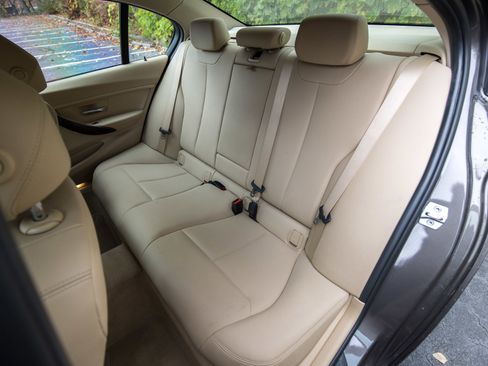 Used 2015 BMW 328i Sedan image 13