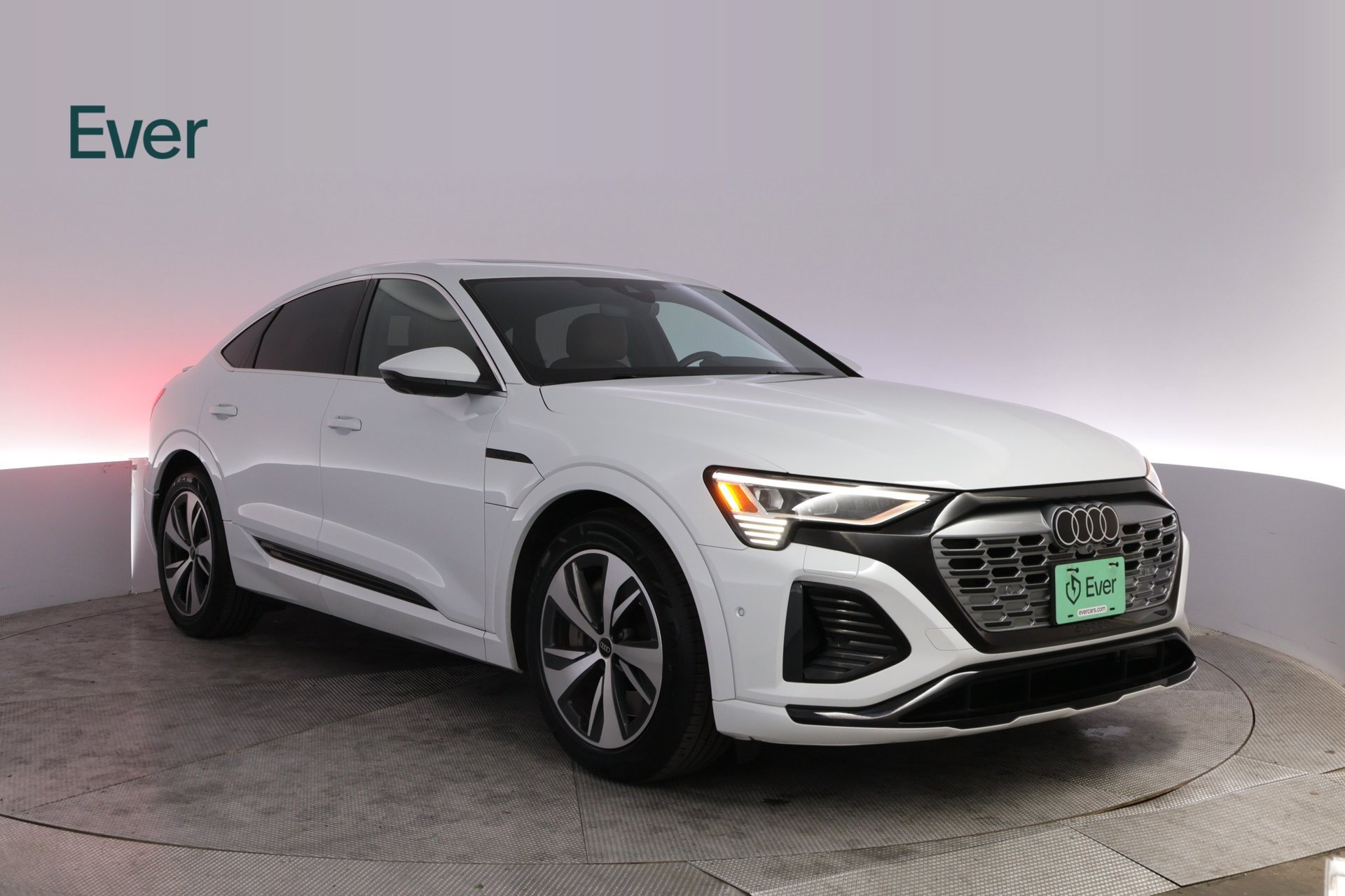 Used 2024 Audi Q8 e-tron Premium Plus AWD/4WD image 13