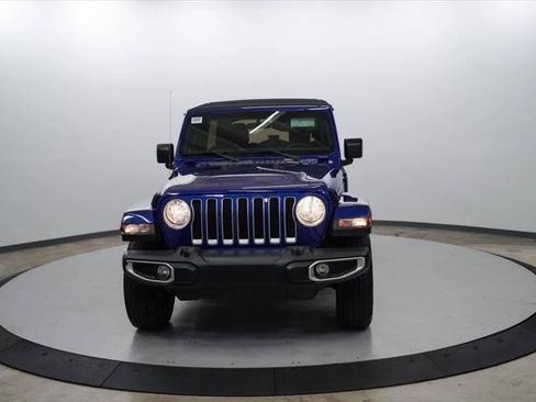 Certified 2020 Jeep Wrangler Unlimited Sahara AWD/4WD image 2