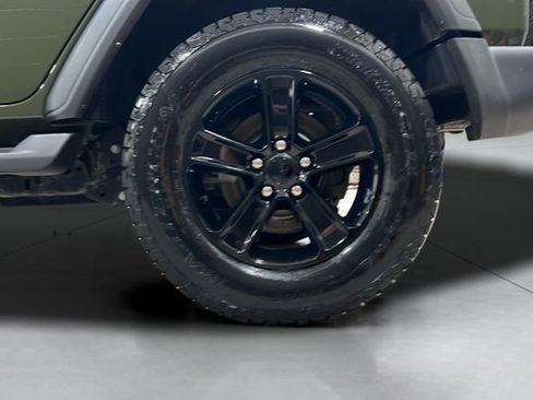 Used 2023 Jeep Wrangler Unlimited Sport AWD/4WD image 25