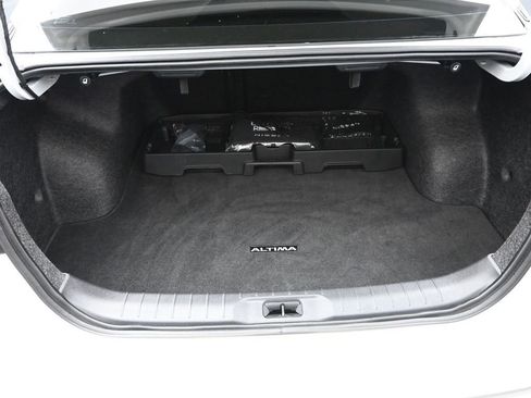 Used 2024 Nissan Altima 2.5 SR w/ SR Premium Package image 33