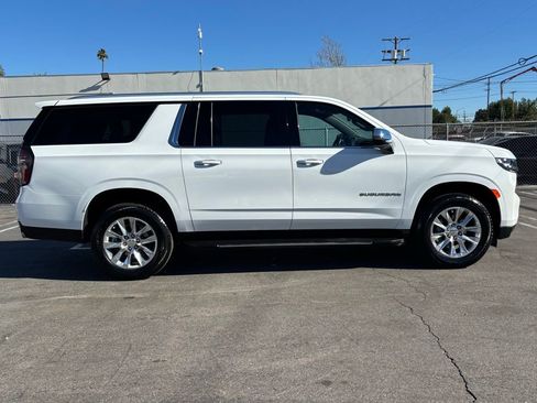 Used 2024 Chevrolet Suburban Premier image 3