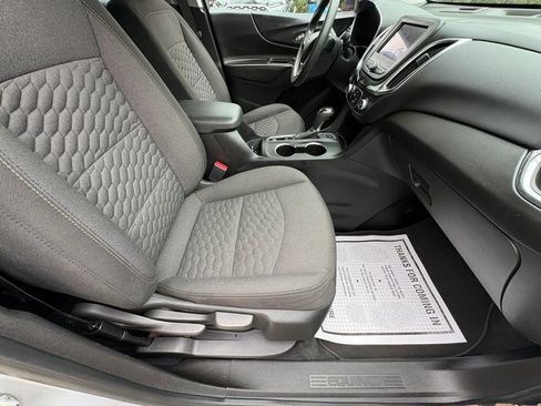 Used 2021 Chevrolet Equinox LT AWD/4WD image 10