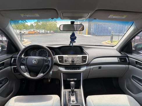 Used 2014 Honda Accord LX image 20