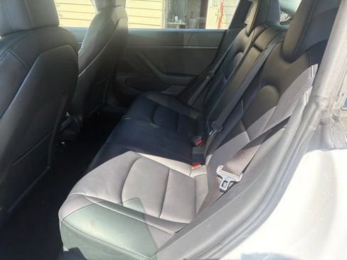 Used 2021 Tesla Model 3 Standard Range Plus RWD image 19