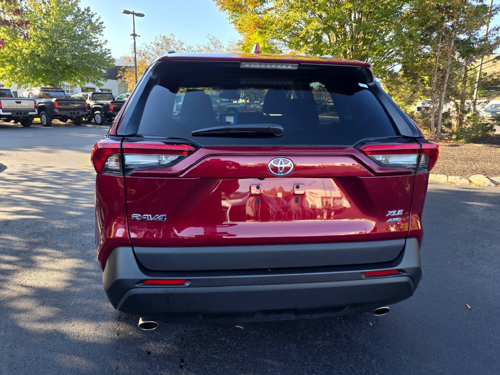 Used 2025 Toyota RAV4 XLE w/ Convenience Package AWD/4WD image 7