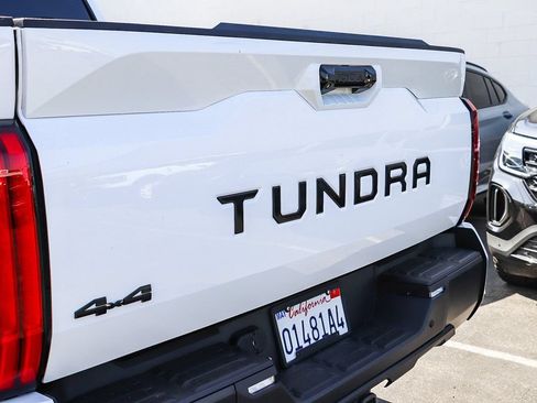 Used 2024 Toyota Tundra Limited AWD/4WD image 8