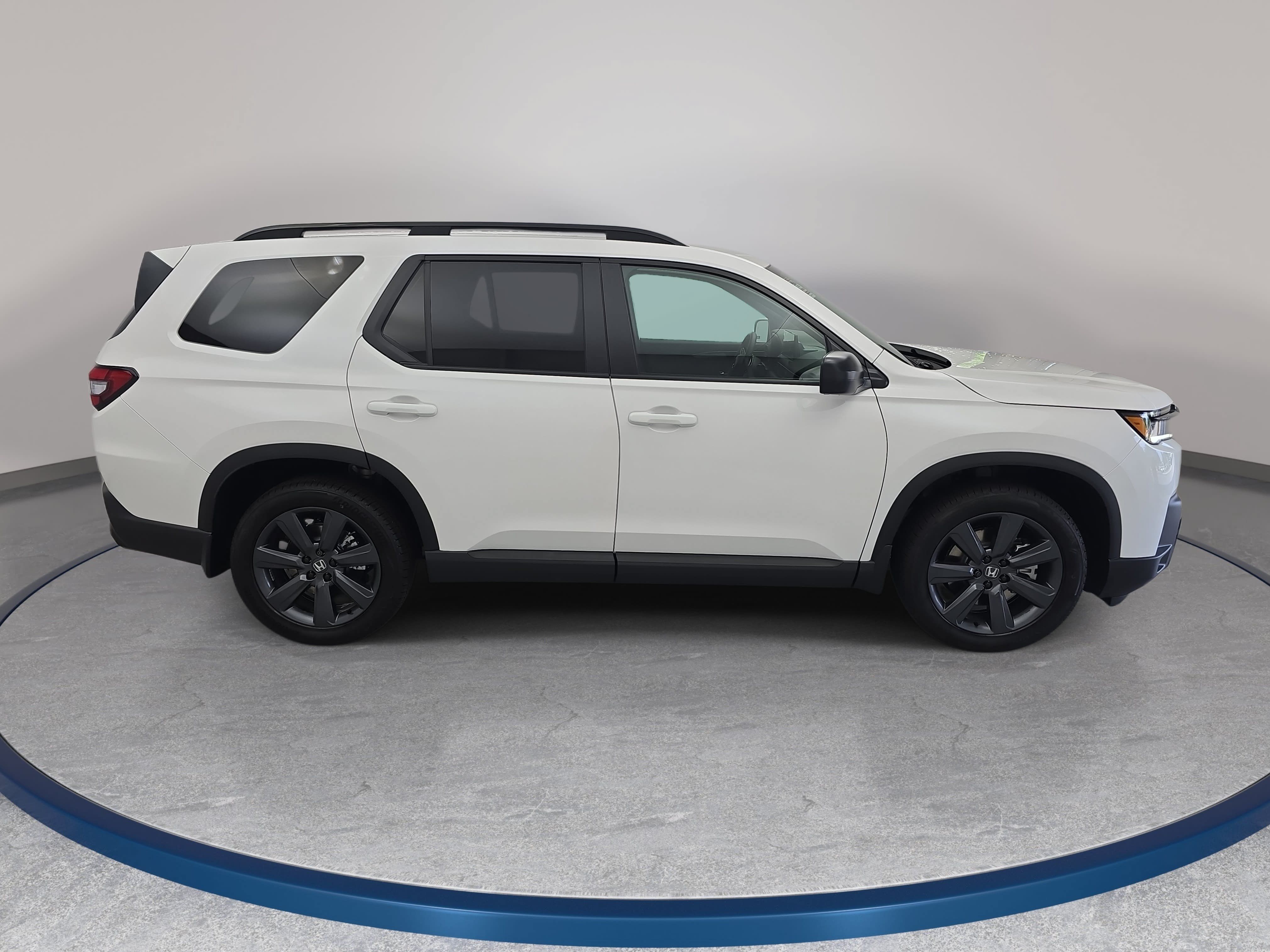 New 2026 Honda Pilot Sport image 4