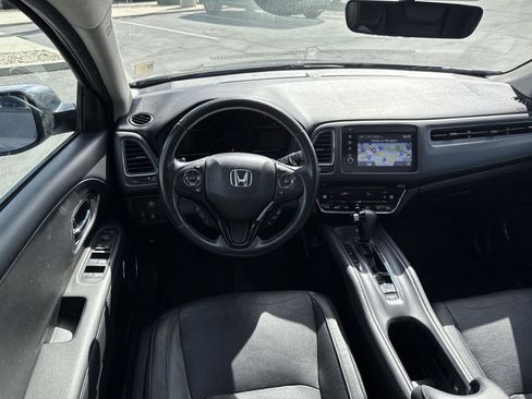 Used 2019 Honda HR-V Touring image 23