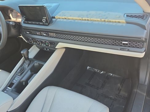 Used 2024 Honda Accord EX image 16