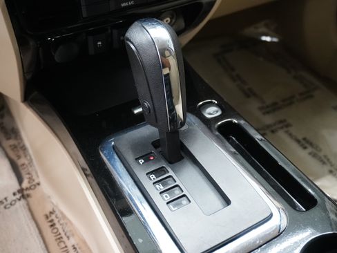 Used 2009 Ford Escape Limited FWD image 18