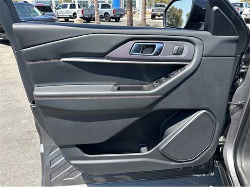 New 2025 Ford Explorer ST image 7