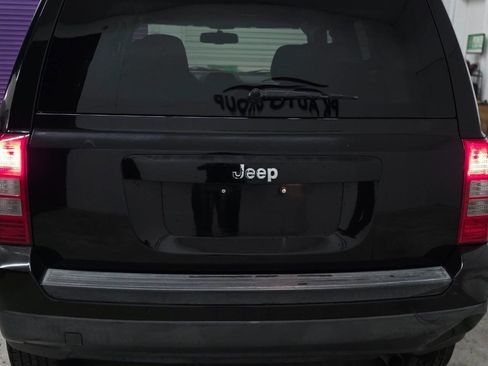 Used 2017 Jeep Patriot Sport w/ Power Value Group image 8