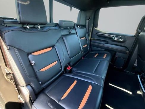 Used 2023 GMC Sierra 1500 AT4 w/ AT4 Premium Package AWD/4WD image 26