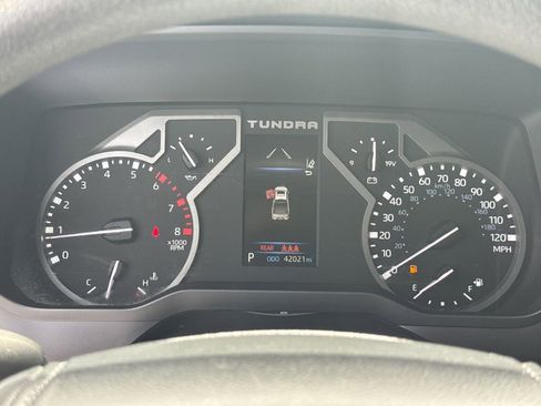 Used 2022 Toyota Tundra SR5 w/ Convenience Package RWD image 26