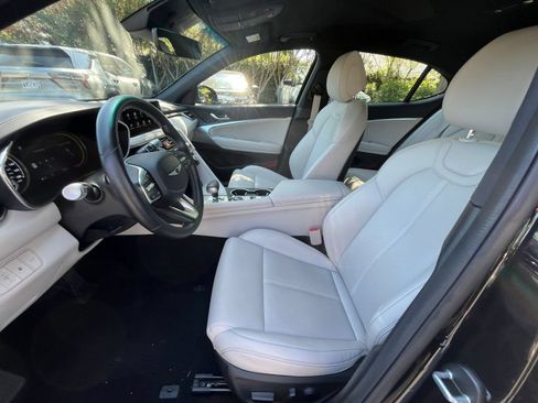 Used 2025 Genesis G70 2.5T AWD/4WD image 29