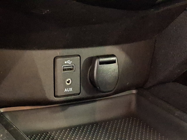Used 2017 Nissan Rogue S AWD/4WD image 24