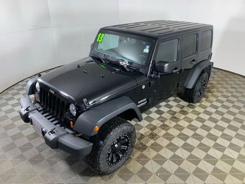 Used 2013 Jeep Wrangler Unlimited Sport AWD/4WD image 9