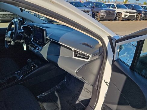 Used 2023 Toyota Corolla LE image 27