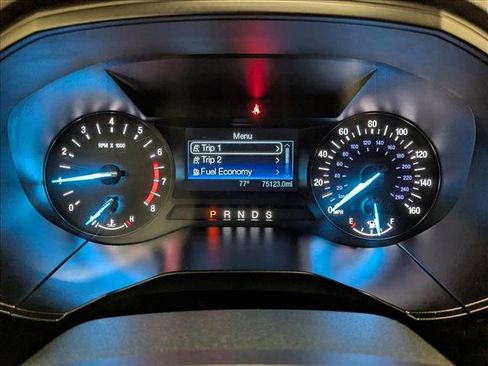 Used 2019 Ford Edge SE image 11