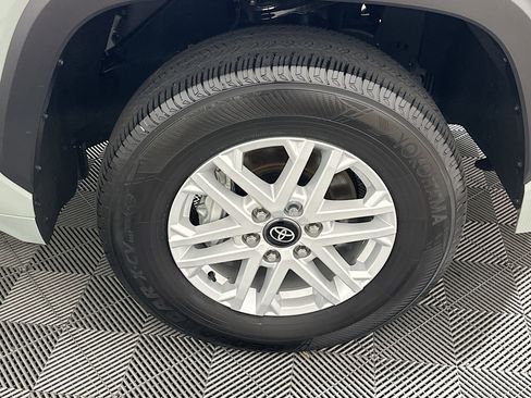 Used 2025 Toyota Tundra SR5 w/ SR5 Premium Package RWD image 11