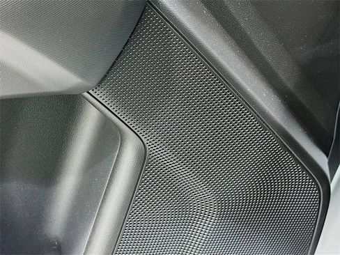 New 2026 GMC Canyon Elevation w/ Convenience Package image 19