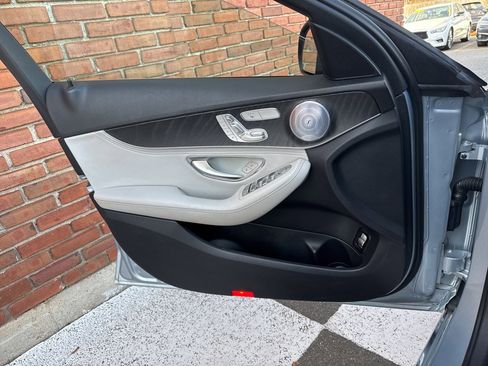 Used 2016 Mercedes-Benz C 300 4MATIC Sedan image 29