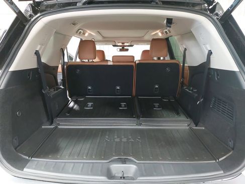 New 2026 Nissan Pathfinder Platinum AWD/4WD image 12